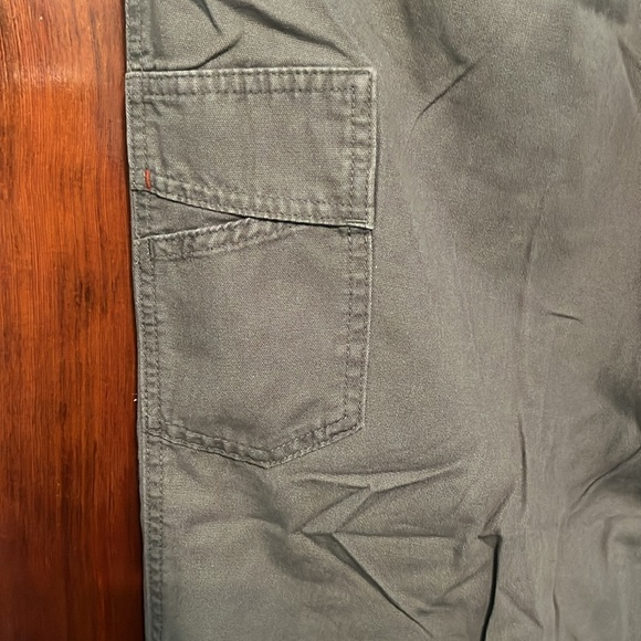 Men’s Columbia Omni-Shield Pants, 38x30 - Picture 8 of 12